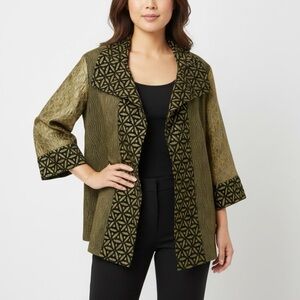 NWT $119 Chicos Topper Piece